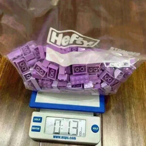 Lego Bag of miscellaneous lavender pieces